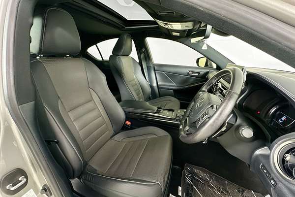 2021 Lexus IS300h F SPORT HYBRID AVE30R FACELIFT BMC