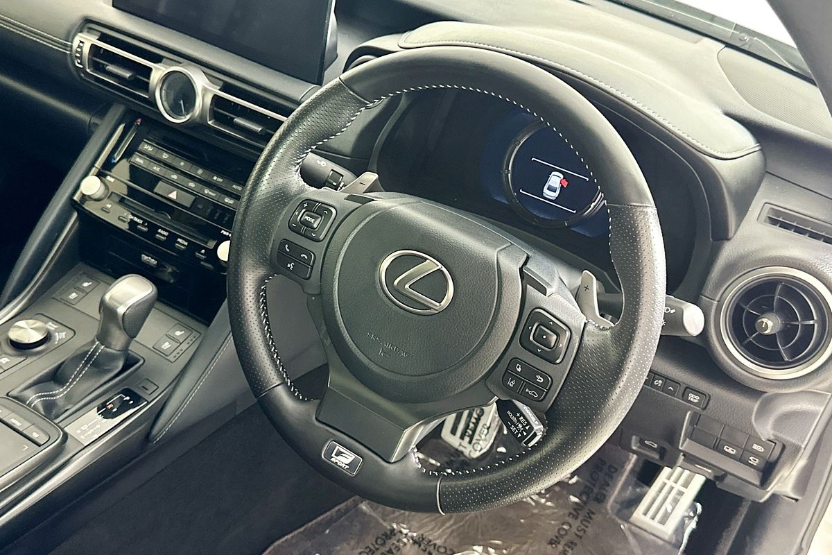 2021 Lexus IS300h F SPORT HYBRID AVE30R FACELIFT BMC
