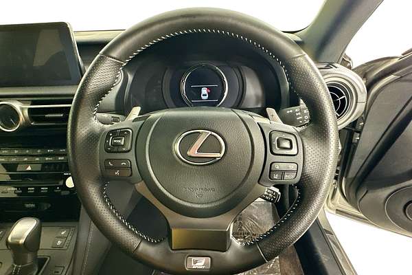 2021 Lexus IS300h F SPORT HYBRID AVE30R FACELIFT BMC