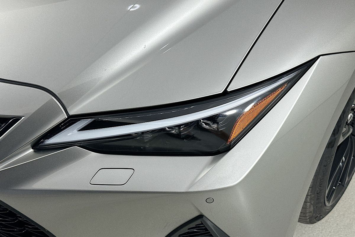 2021 Lexus IS300h F SPORT HYBRID AVE30R FACELIFT BMC