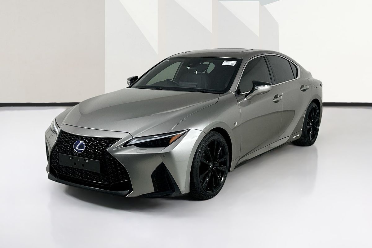 2021 Lexus IS300h F SPORT HYBRID AVE30R FACELIFT BMC