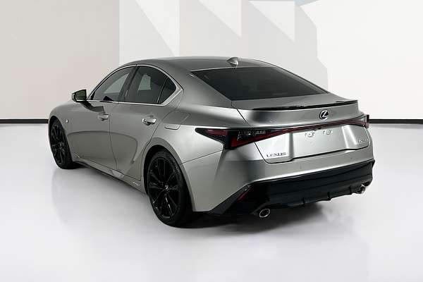 2021 Lexus IS300h F SPORT HYBRID AVE30R FACELIFT BMC