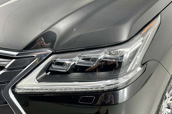 2017 Lexus LX570  URJ201R FACELIFT