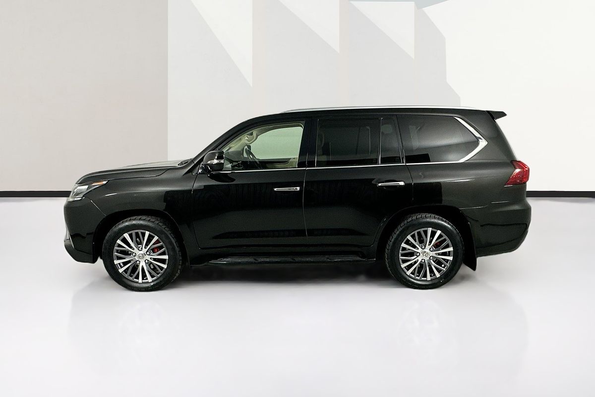 2017 Lexus LX570  URJ201R FACELIFT