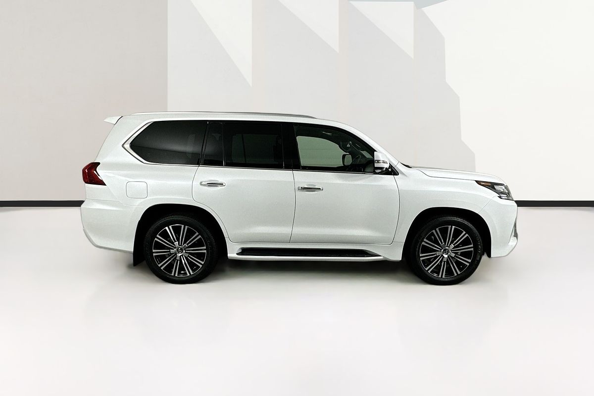 2018 Lexus LX570  URJ201R FACELIFT