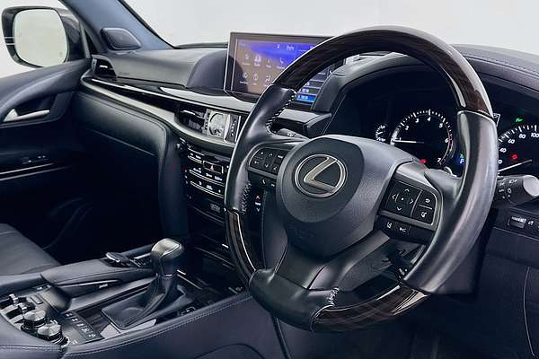 2018 Lexus LX570  URJ201R FACELIFT