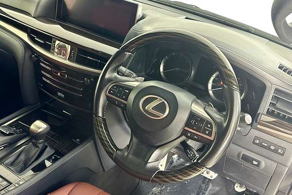 2020 Lexus LX570 S URJ201R