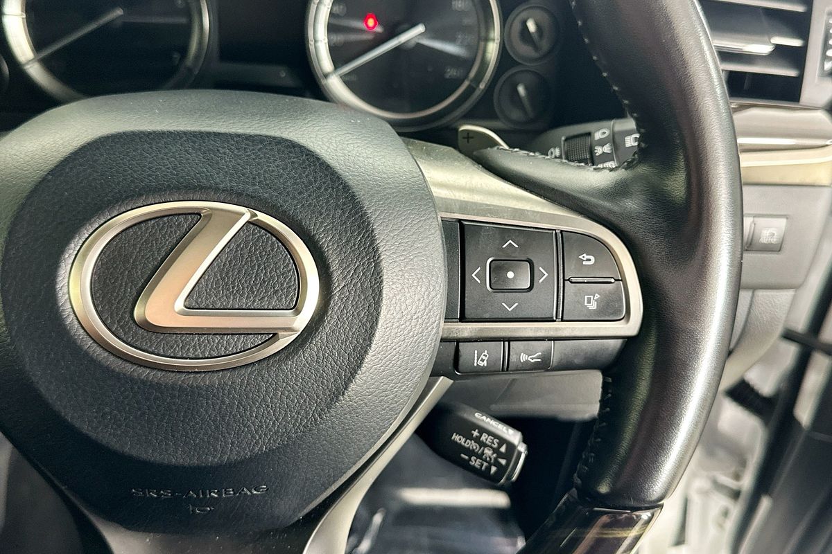 2020 Lexus LX570 S URJ201R