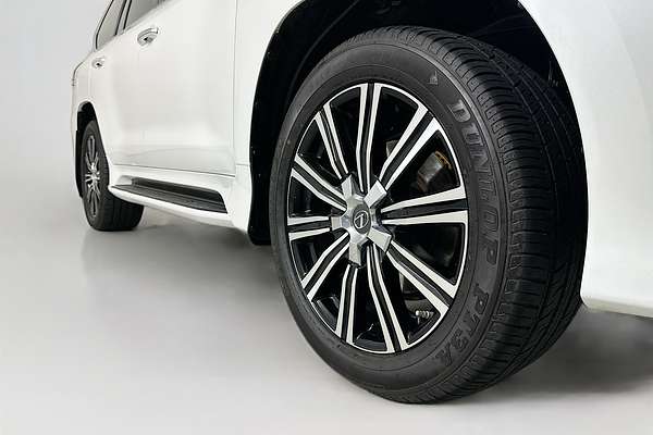 2018 Lexus LX570  URJ201R FACELIFT