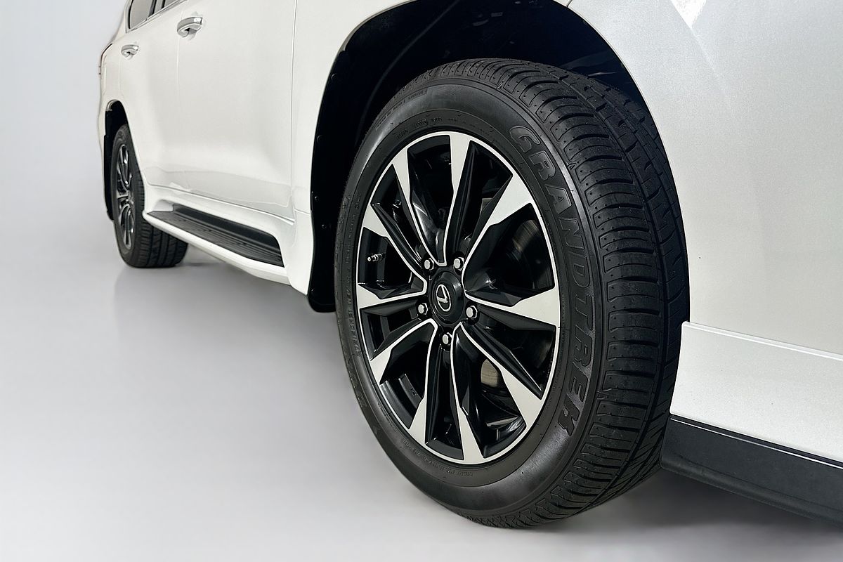 2020 Lexus LX570 S URJ201R