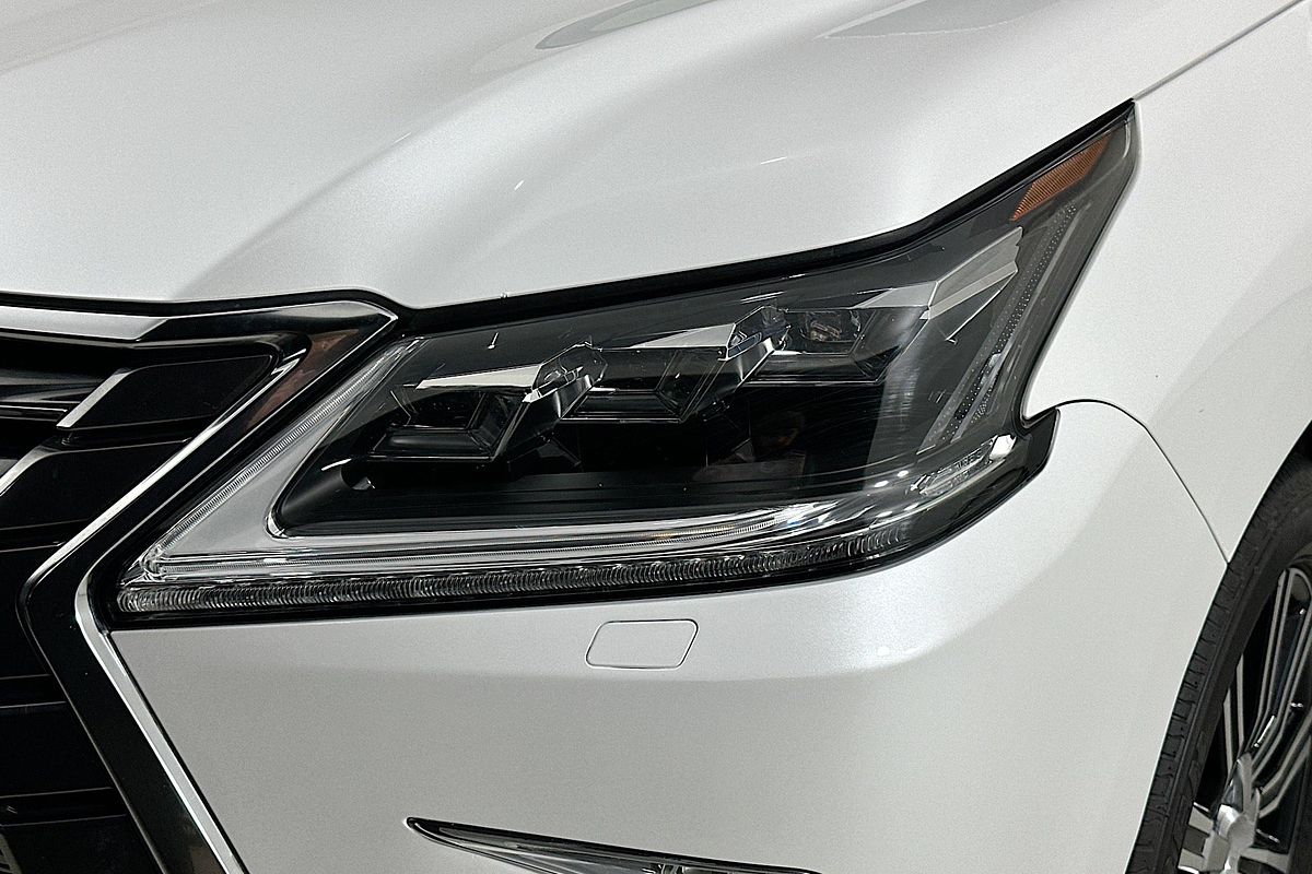 2018 Lexus LX570  URJ201R FACELIFT