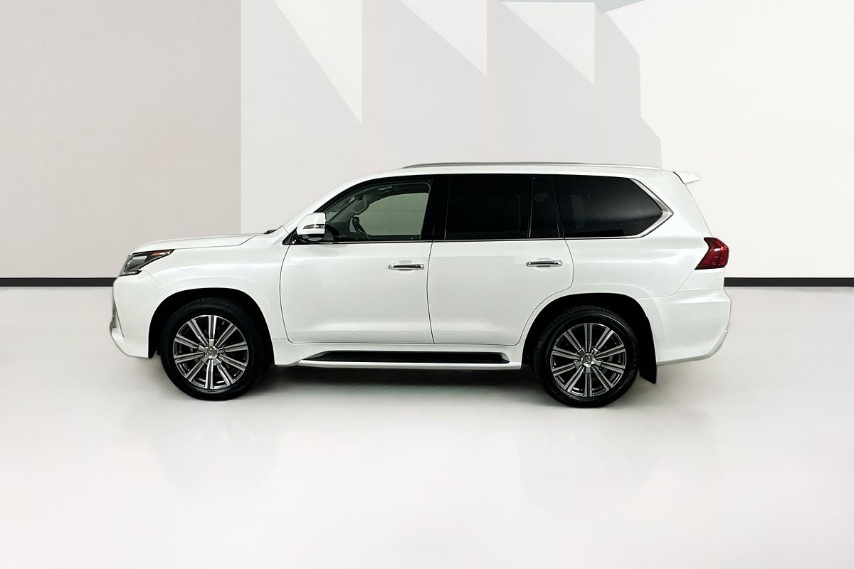 2017 Lexus LX570  URJ201R FACELIFT
