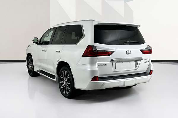 2018 Lexus LX570  URJ201R FACELIFT