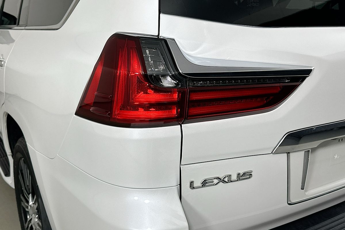 2018 Lexus LX570  URJ201R FACELIFT