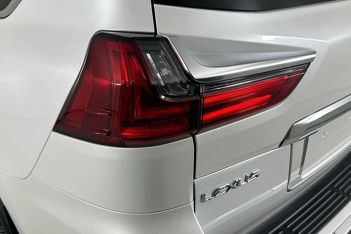 2020 Lexus LX570 S URJ201R