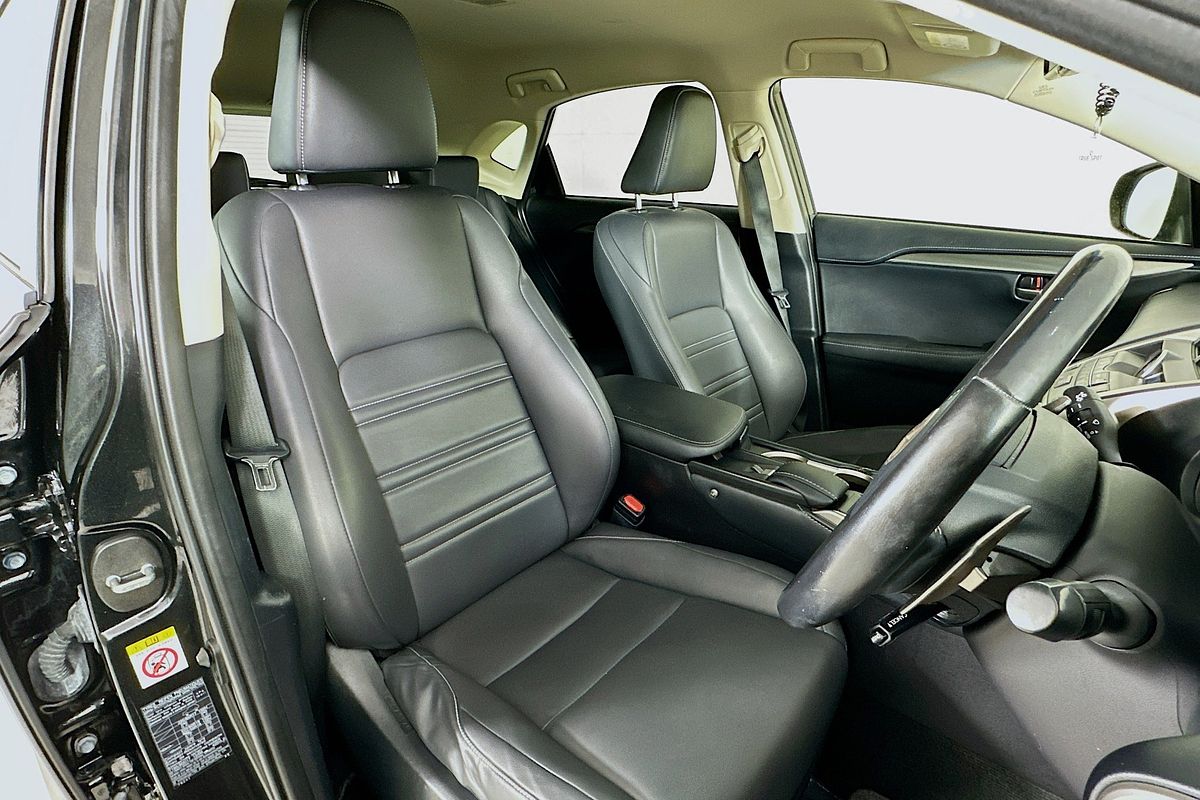 2016 Lexus NX300h LUXURY HYBRID (FWD) AYZ10R