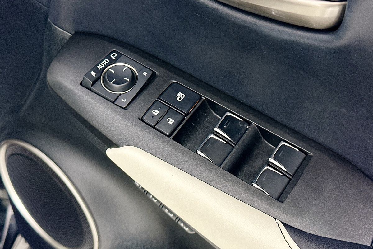 2020 Lexus NX300 F-SPORT (AWD) AGZ15R