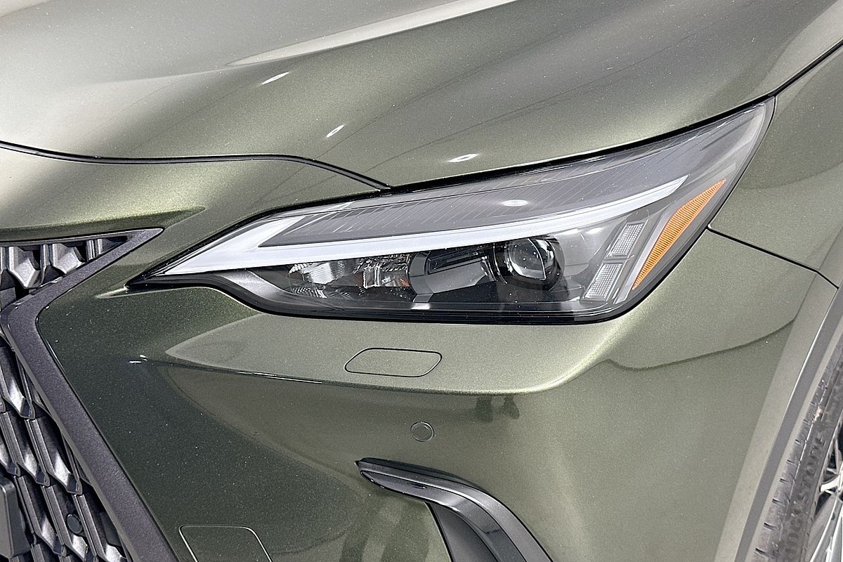 2022 Lexus NX250 2WD + ENHANCEMENT PACK AAZA20R