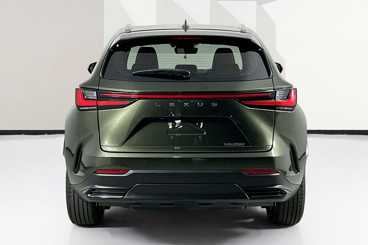 2022 Lexus NX250 2WD + ENHANCEMENT PACK AAZA20R