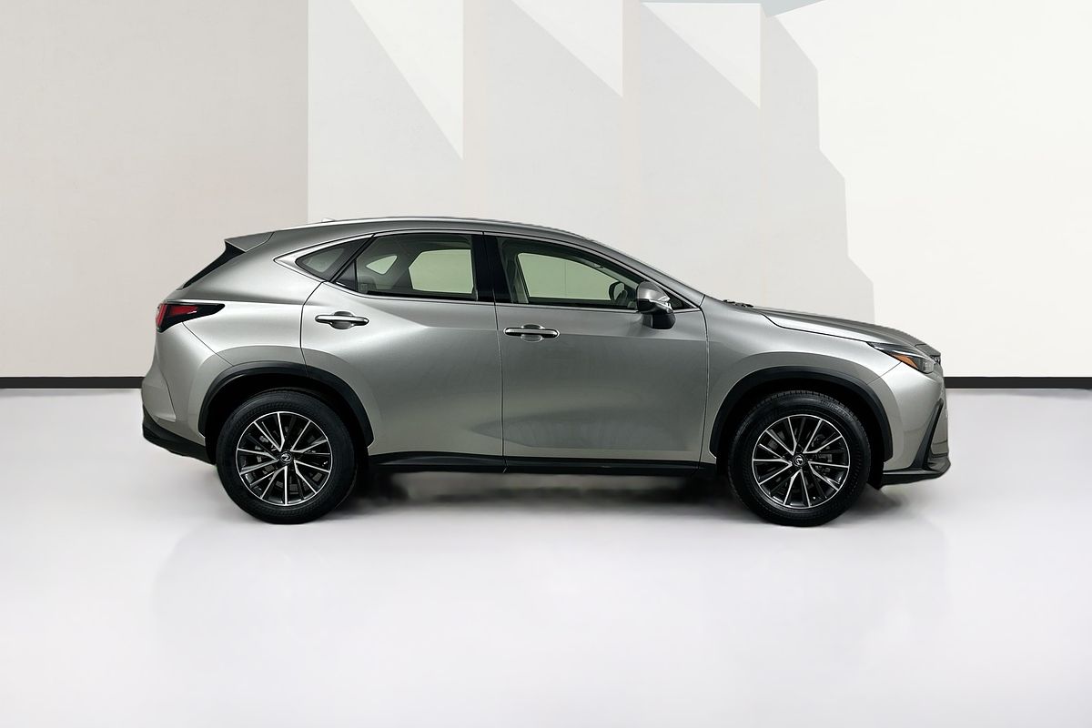 2022 Lexus NX250 2WD + ENHANCEMENT PACK AAZA20R