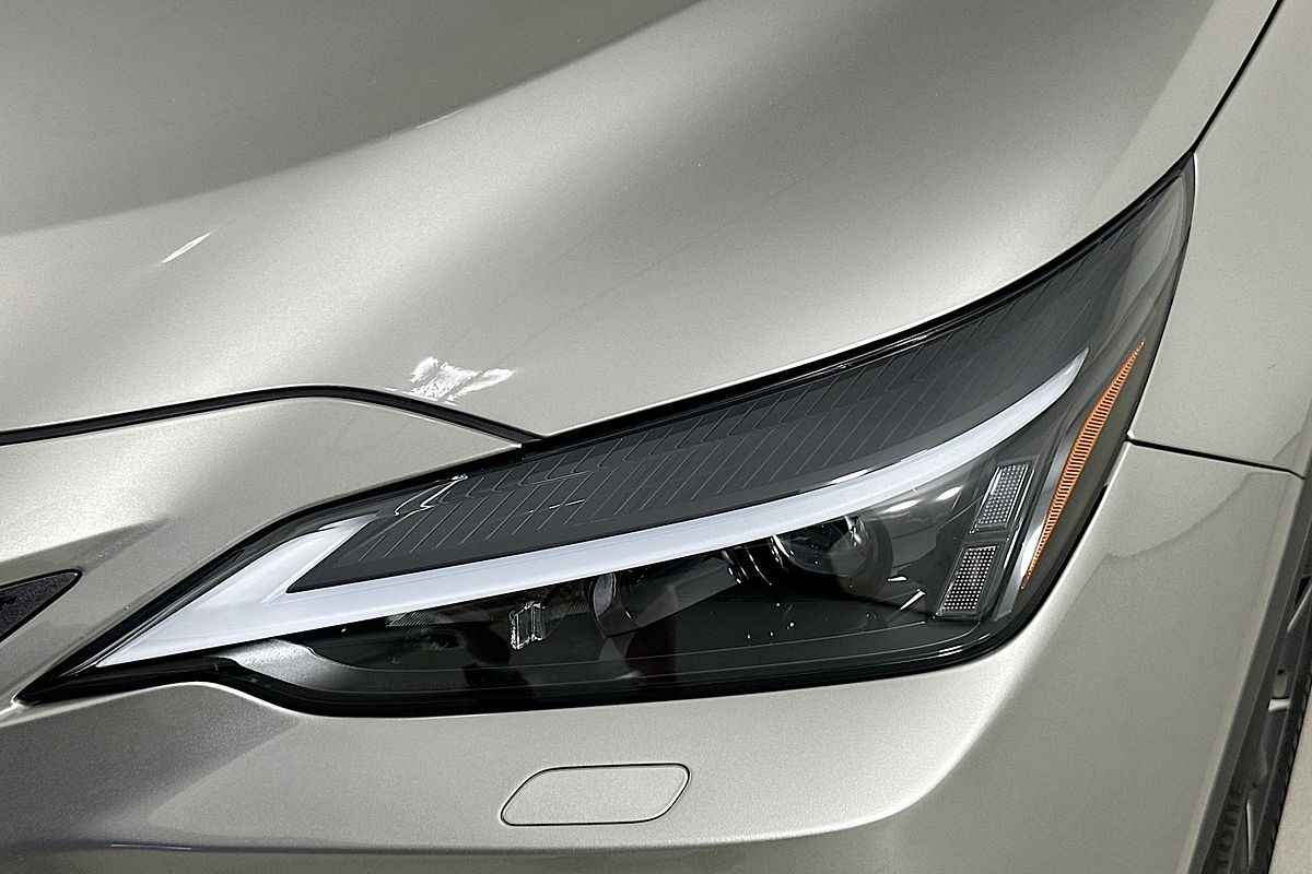 2022 Lexus NX250 2WD + ENHANCEMENT PACK AAZA20R