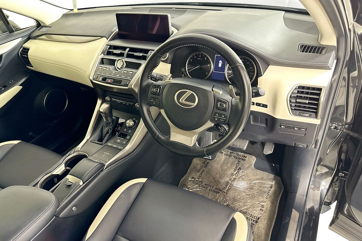 2019 Lexus NX300 LUXURY (FWD) AGZ10R