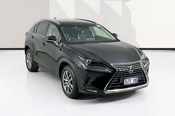 2019 Lexus NX300 LUXURY (FWD) AGZ10R