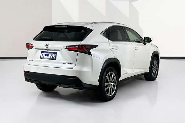 2014 Lexus NX300h LUXURY HYBRID (FWD) AYZ10R