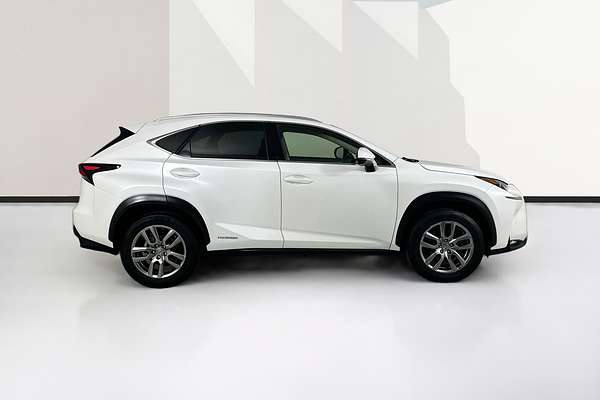 2014 Lexus NX300h LUXURY HYBRID (FWD) AYZ10R