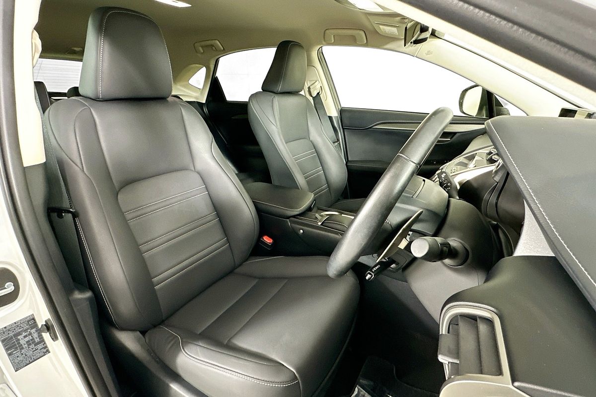 2020 Lexus NX300h LUXURY HYBRID (FWD) AYZ10R