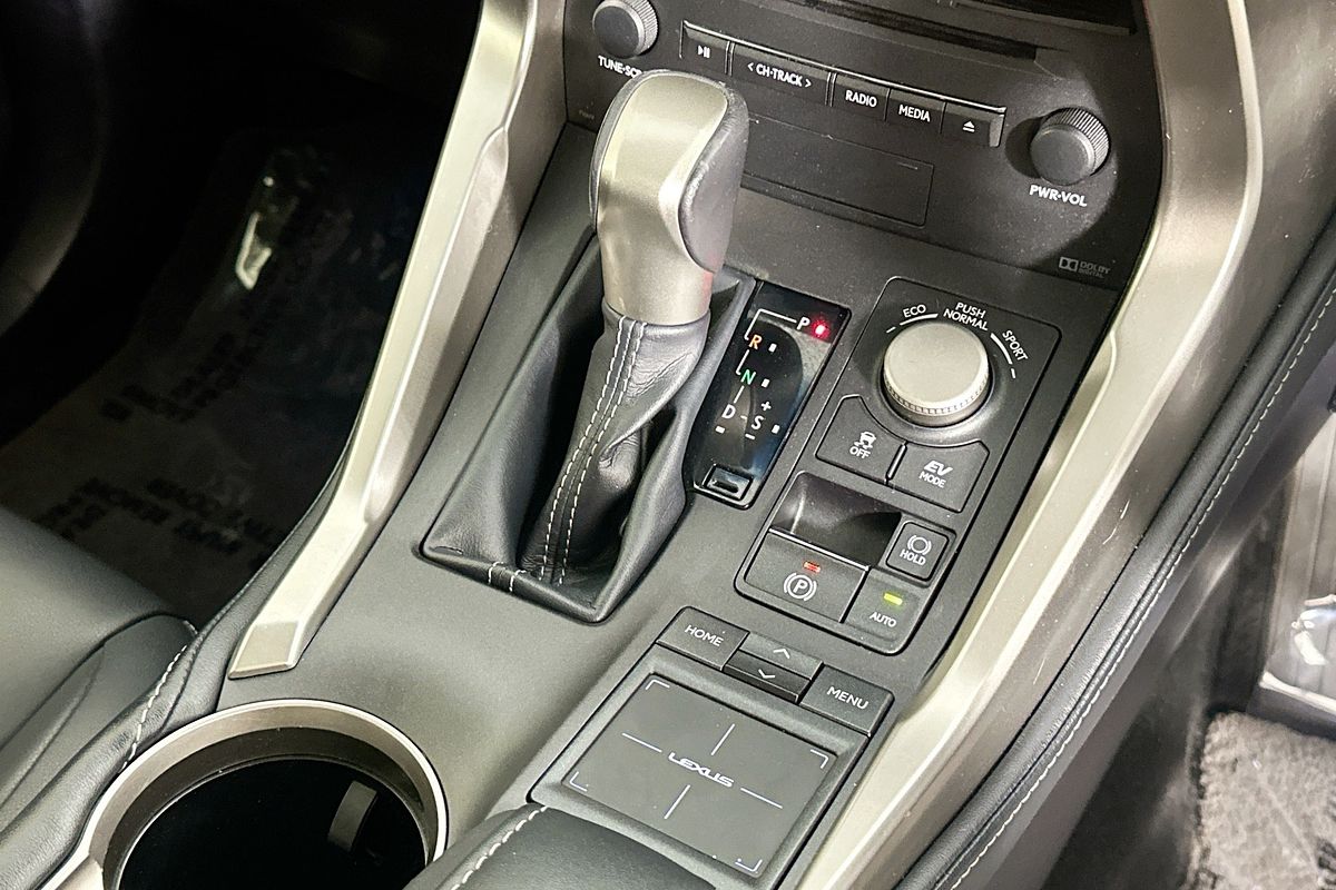 2014 Lexus NX300h LUXURY HYBRID (FWD) AYZ10R