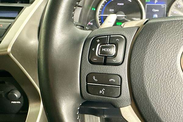 2014 Lexus NX300h LUXURY HYBRID (FWD) AYZ10R