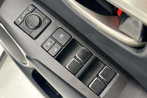 2020 Lexus NX300h LUXURY HYBRID (FWD) AYZ10R