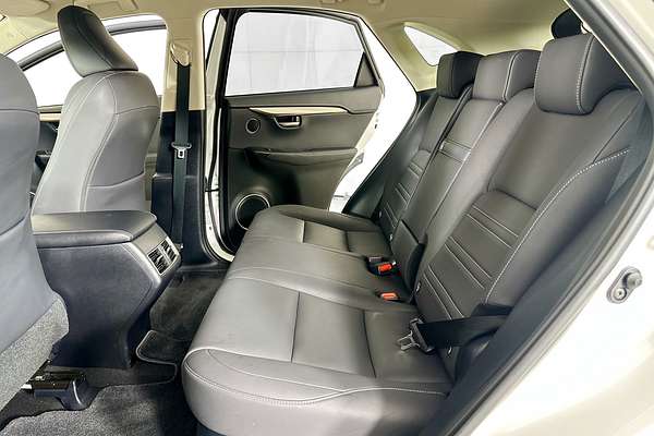 2020 Lexus NX300h LUXURY HYBRID (FWD) AYZ10R