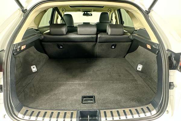 2014 Lexus NX300h LUXURY HYBRID (FWD) AYZ10R