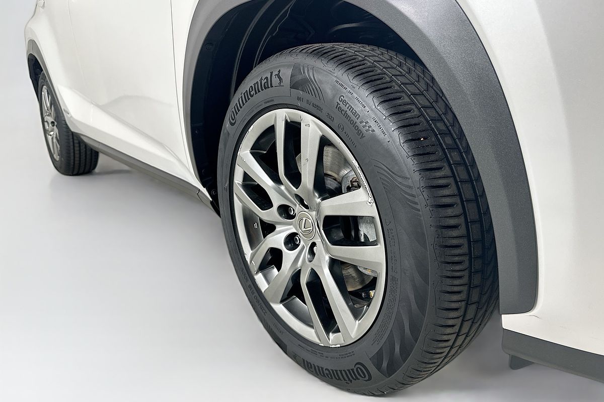 2014 Lexus NX300h LUXURY HYBRID (FWD) AYZ10R