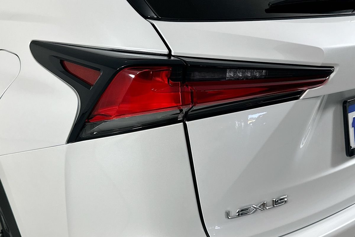 2020 Lexus NX300h LUXURY HYBRID (FWD) AYZ10R