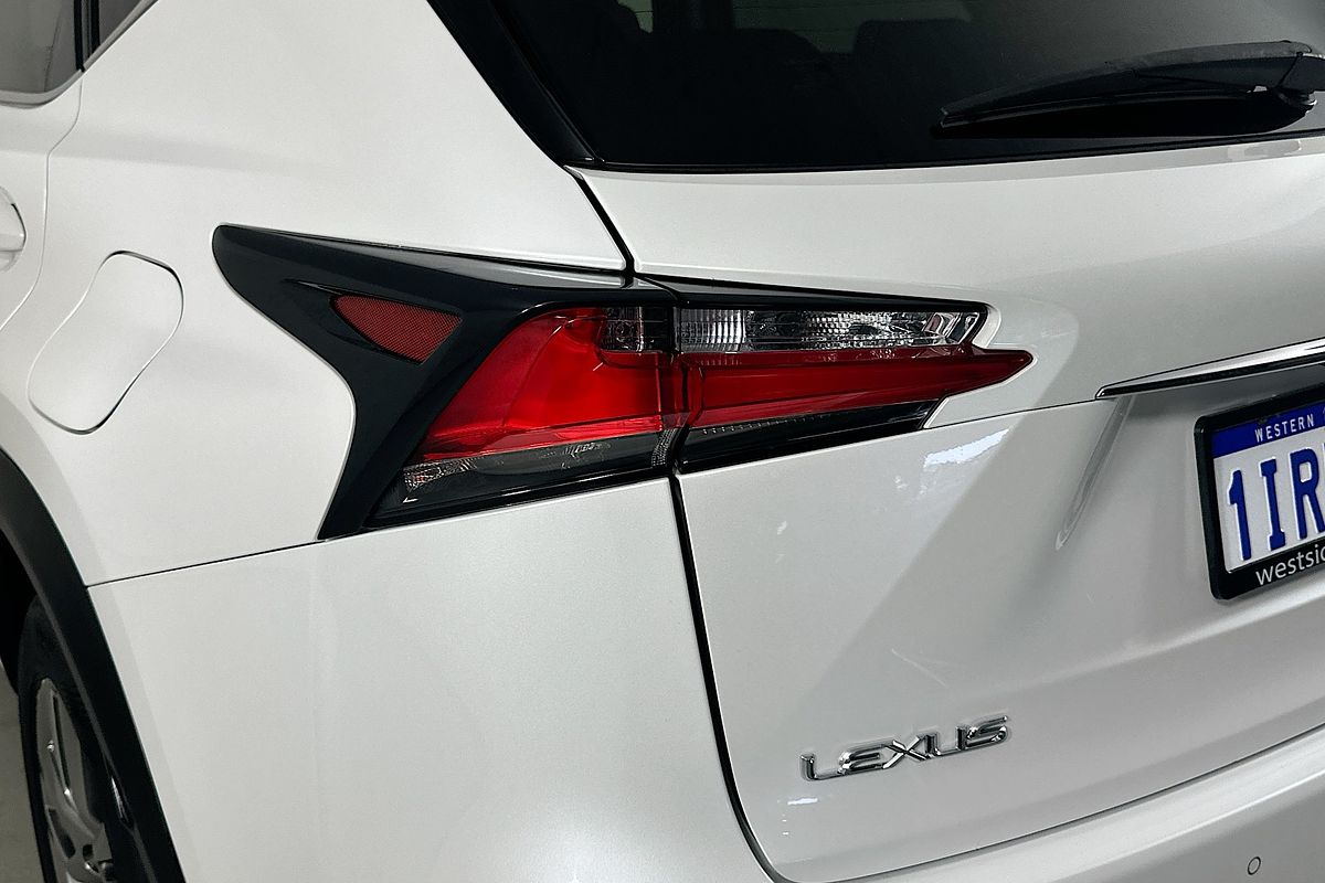 2014 Lexus NX300h LUXURY HYBRID (FWD) AYZ10R