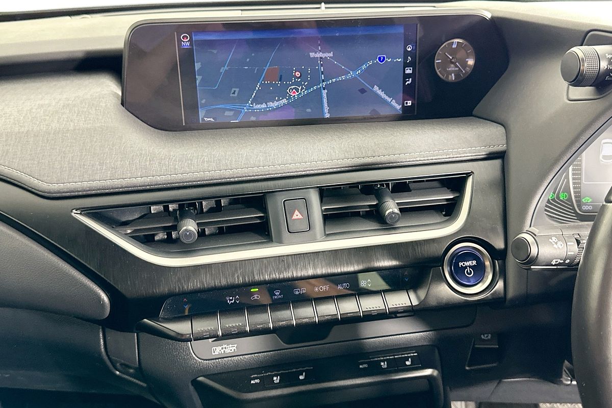 2019 Lexus UX250h SPORTS LUX +EP1 HYBRID (AWD) MZAH15R