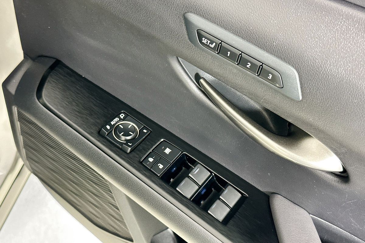 2019 Lexus UX250h SPORTS LUX +EP1 HYBRID (AWD) MZAH15R