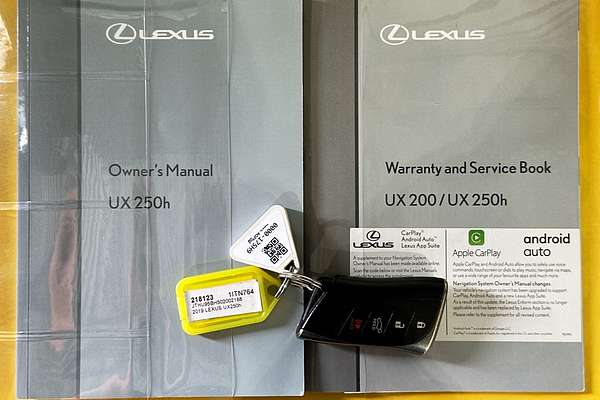 2019 Lexus UX250h SPORTS LUX +EP1 HYBRID (AWD) MZAH15R