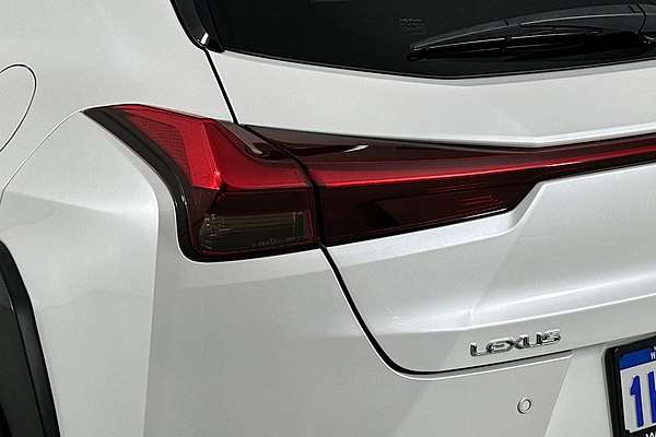 2020 Lexus UX LUXURY HYBRID MZAH10R