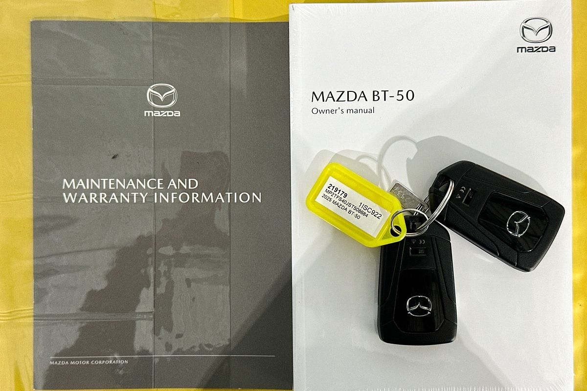 2025 Mazda BT-50 SP (4x4) B30G 4X4