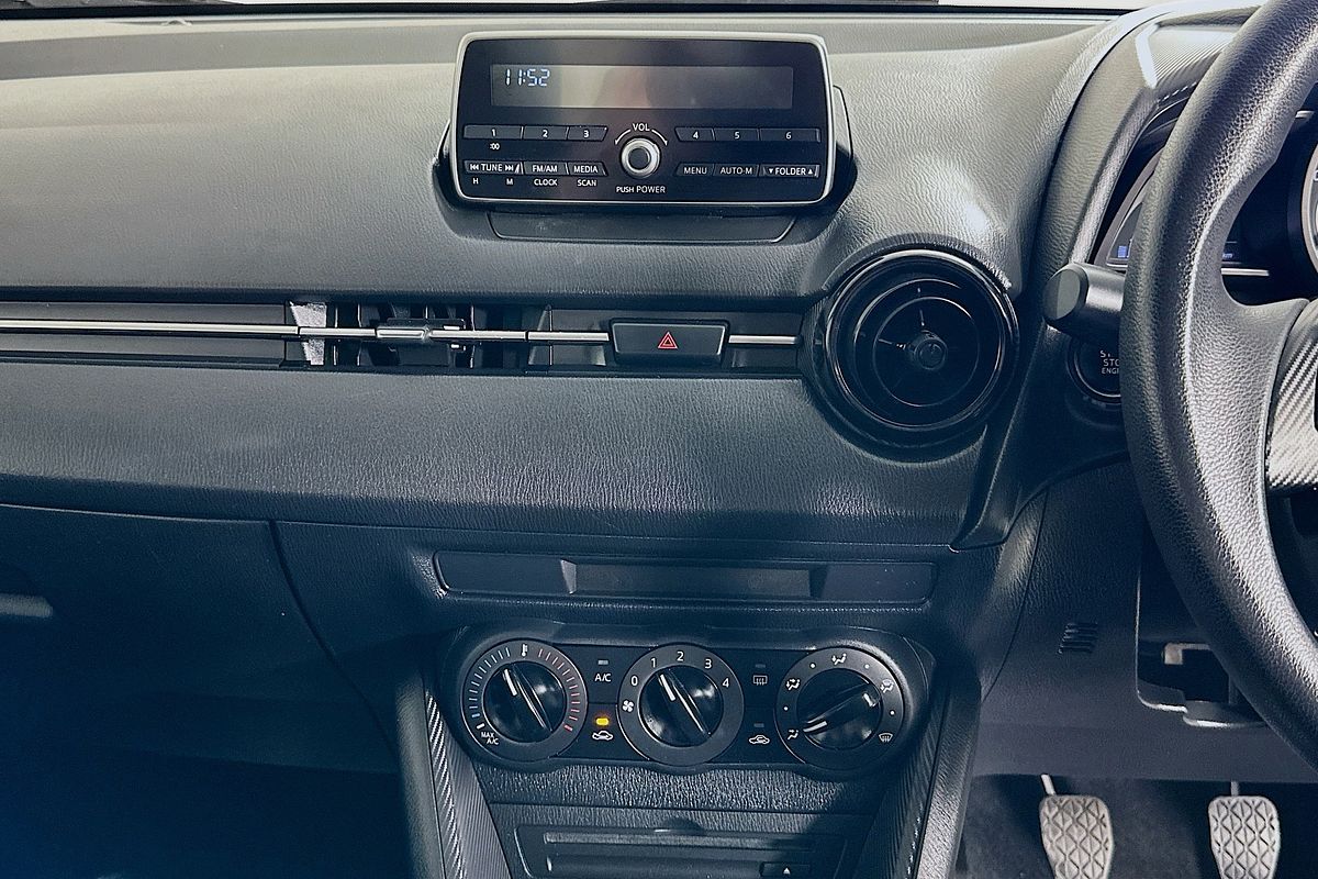 2015 Mazda MAZDA2 NEO DL MY16