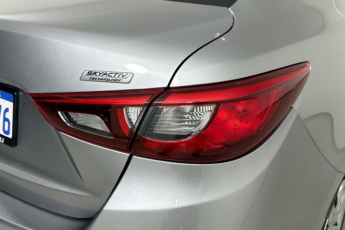 2015 Mazda MAZDA2 NEO DL MY16