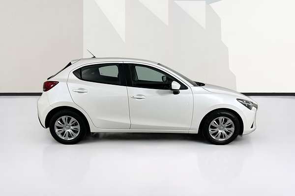 2016 Mazda MAZDA2 NEO DJ MY16