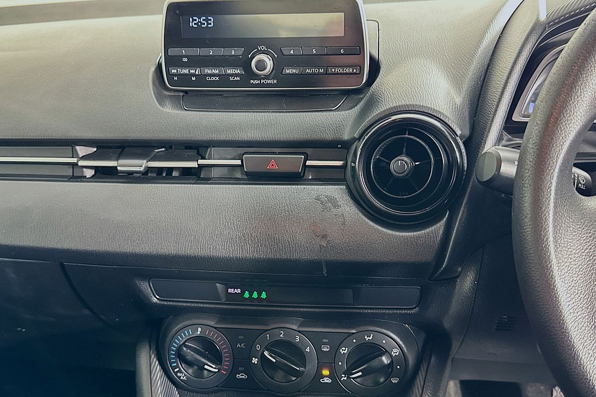 2016 Mazda MAZDA2 NEO DJ MY16