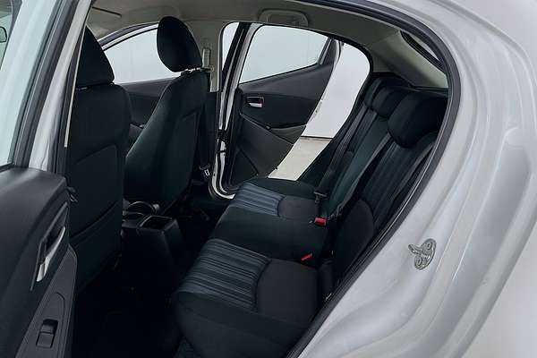 2016 Mazda MAZDA2 NEO DJ MY16