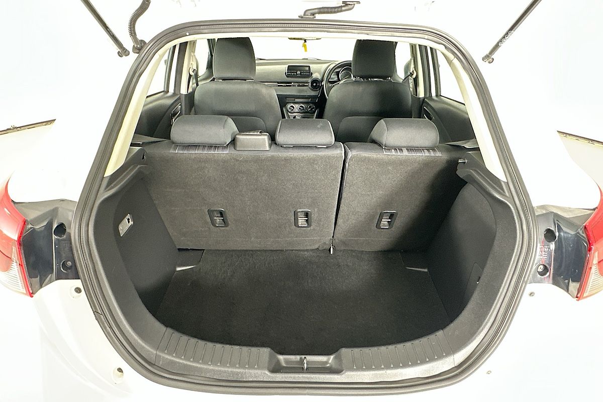 2016 Mazda MAZDA2 NEO DJ MY16