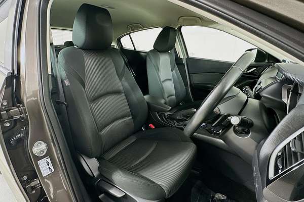 2015 Mazda MAZDA3 SP25 BM
